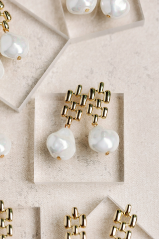 Vintage Honeycomb Pearl Earrings