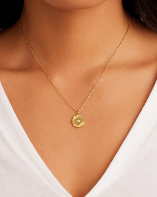 Birthstone Coin Necklace Pearl (June)