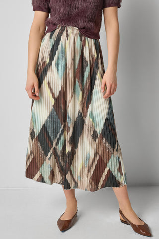 Pleated Maxi Skirt in Cappuccino Plaid