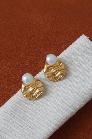 Laurelle Textured Pearl Stud Earrings